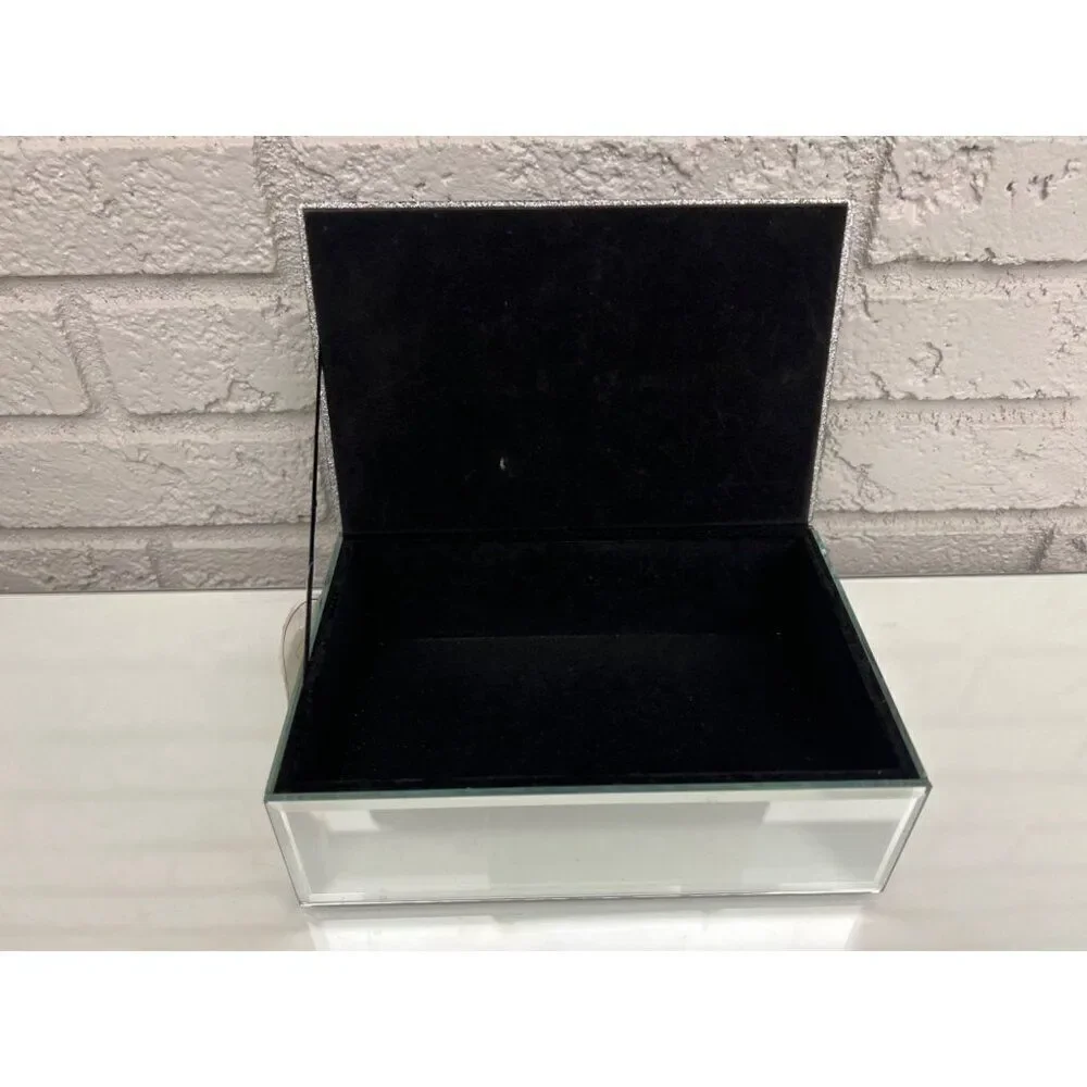 American Atelier “Love” Mirror Jewelry Box <3 - Picture 3 of 6